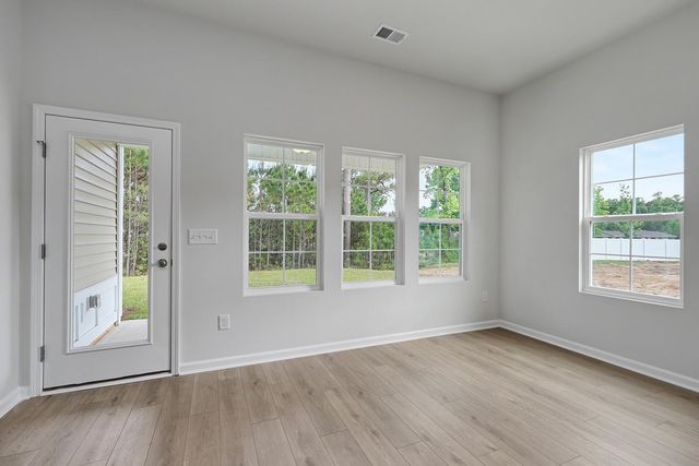 1137 Hainer Place Dr, Conway, SC 29526