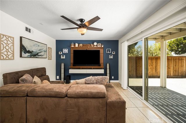7 Temecula Court, Rancho Santa Margarita, CA 92688
