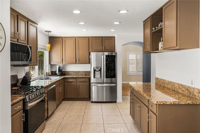 7 Temecula Court, Rancho Santa Margarita, CA 92688