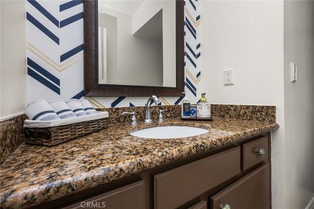 7 Temecula Court, Rancho Santa Margarita, CA 92688