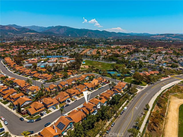 7 Temecula Court, Rancho Santa Margarita, CA 92688