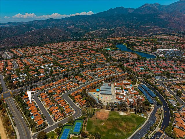 7 Temecula Court, Rancho Santa Margarita, CA 92688