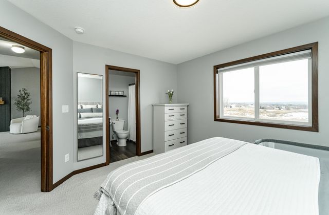 4718 Alan Lane NW, Rochester, MN 55901