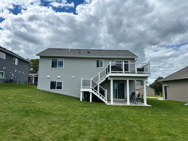 4718 Alan Lane NW, Rochester, MN 55901