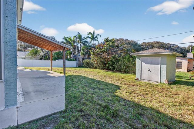 2309 Atlantic Beach Boulevard, Fort Pierce, FL 34949