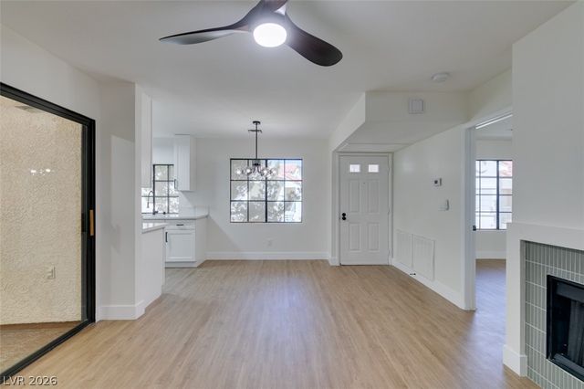 4805 South Torrey Pines Drive 201, Las Vegas, NV 89103