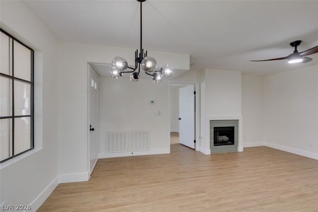 4805 South Torrey Pines Drive 201, Las Vegas, NV 89103