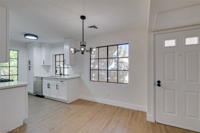 4805 South Torrey Pines Drive 201, Las Vegas, NV 89103