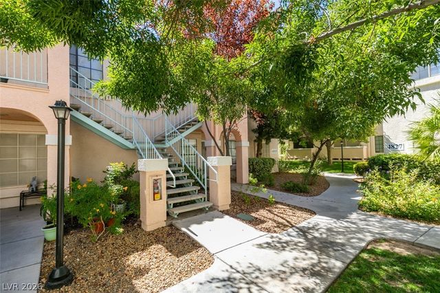 4805 South Torrey Pines Drive 201, Las Vegas, NV 89103