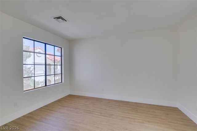 4805 South Torrey Pines Drive 201, Las Vegas, NV 89103