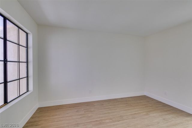 4805 South Torrey Pines Drive 201, Las Vegas, NV 89103