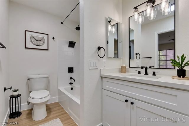 4805 South Torrey Pines Drive 201, Las Vegas, NV 89103