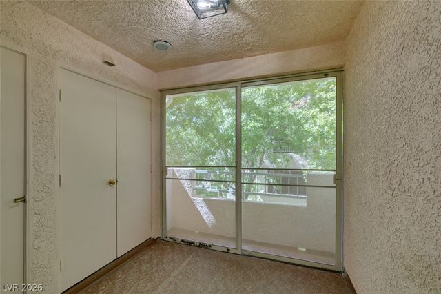 4805 South Torrey Pines Drive 201, Las Vegas, NV 89103