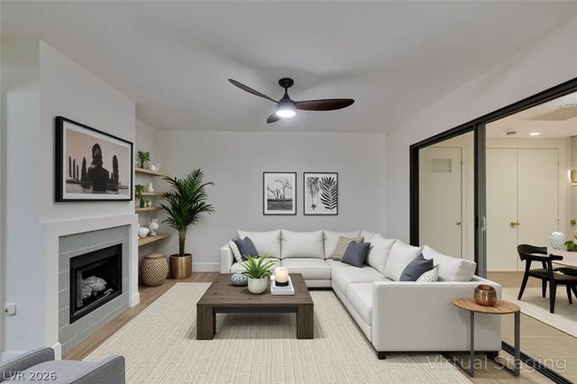 4805 South Torrey Pines Drive 201, Las Vegas, NV 89103