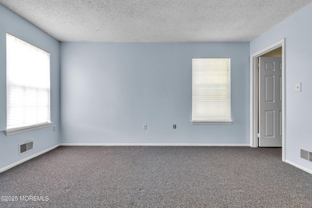2106 Grassy Hollow Drive, Toms River, NJ 08755
