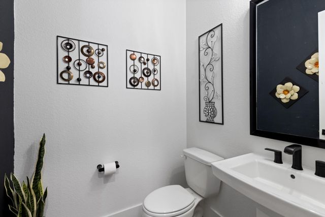 208 S Empress Green Place, Montgomery, TX 77316