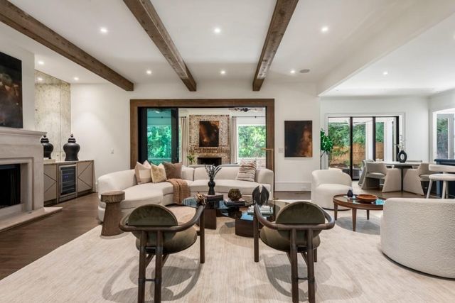723 Glenairy Court, Sandy Springs, GA 30328