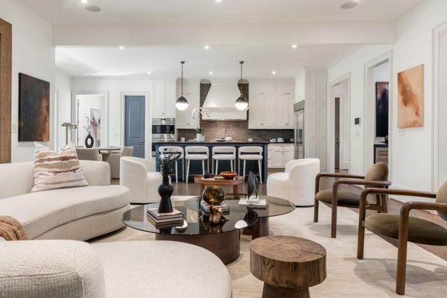 723 Glenairy Court, Sandy Springs, GA 30328