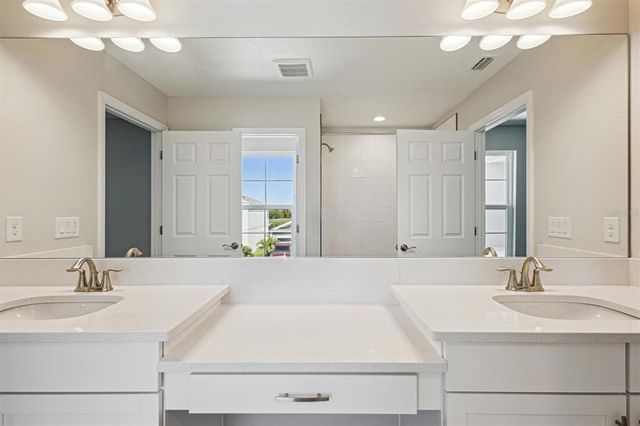 5335 WOLF CREEK DRIVE, Apollo Beach, FL 33572