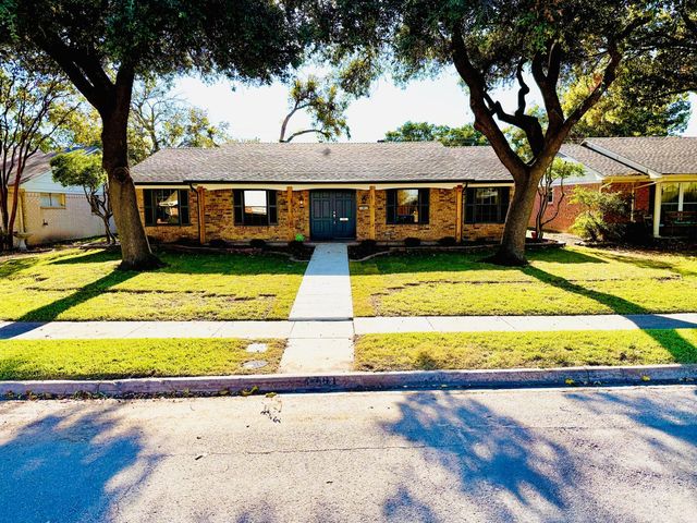 4761 Preston Trail Drive, Mesquite, TX 75150