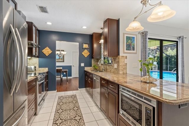 101 40th Court, Vero Beach, FL 32968