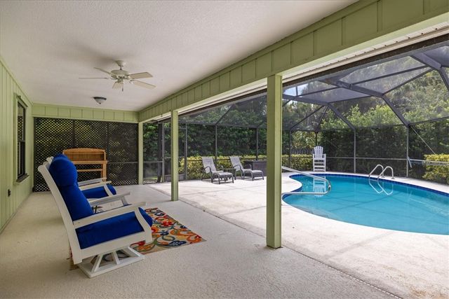 101 40th Court, Vero Beach, FL 32968