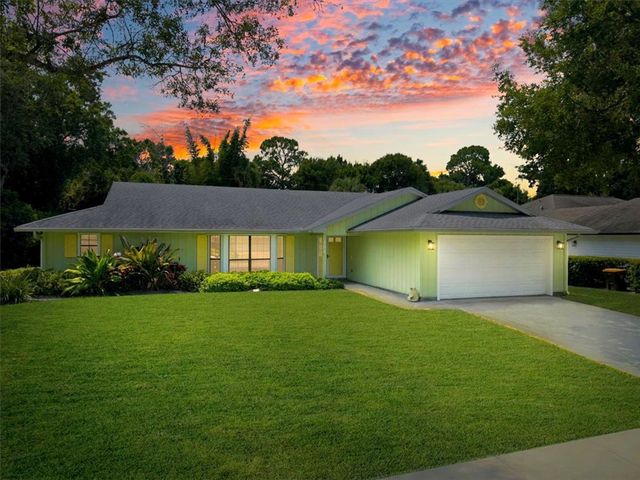 101 40th Court, Vero Beach, FL 32968