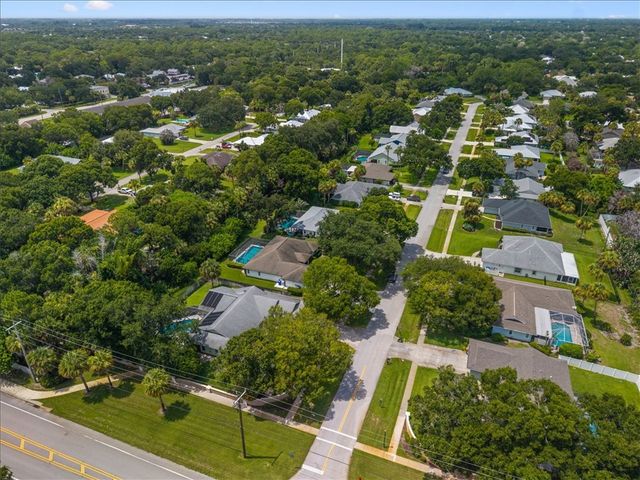 101 40th Court, Vero Beach, FL 32968