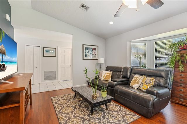 101 40th Court, Vero Beach, FL 32968