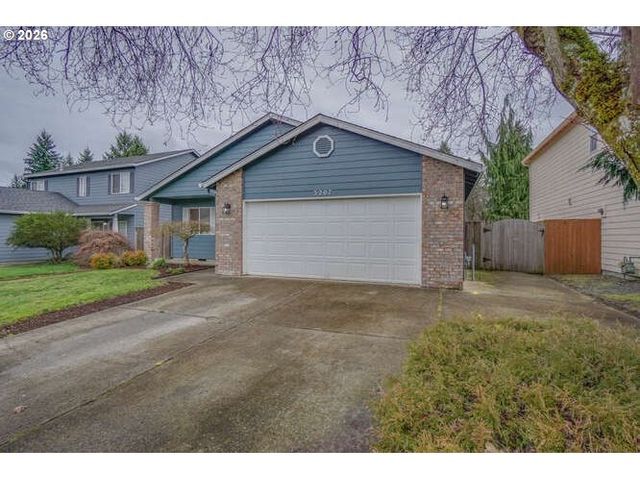 3207 Ne 171ST Ave, Vancouver, WA 98682