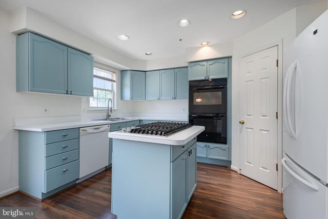 18506 CARRIAGE WALK CIR, Gaithersburg, MD 20879