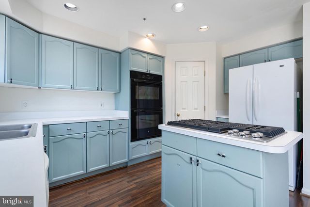 18506 CARRIAGE WALK CIR, Gaithersburg, MD 20879