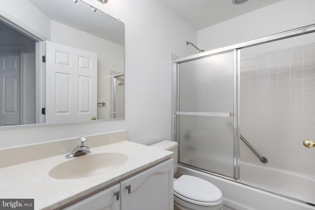 18506 CARRIAGE WALK CIR, Gaithersburg, MD 20879