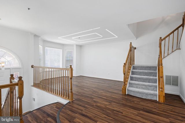 18506 CARRIAGE WALK CIR, Gaithersburg, MD 20879