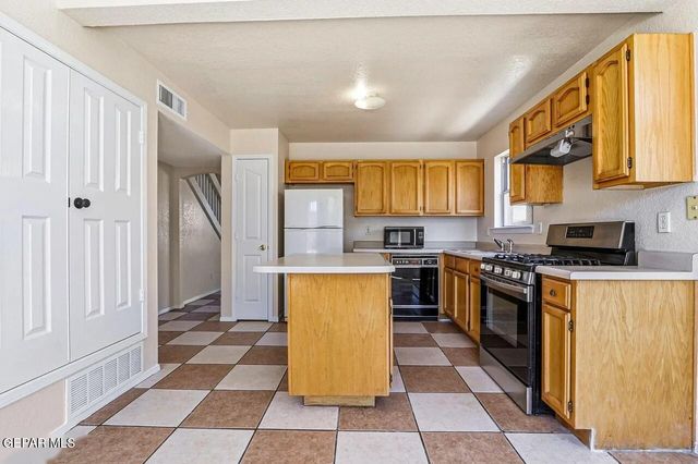 3432 CHICKASAW Drive, El Paso, TX 79936