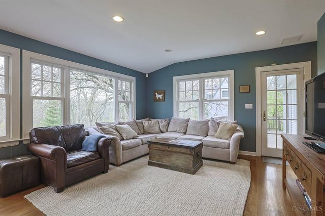 419 Reily Road, Wyoming, OH 45215