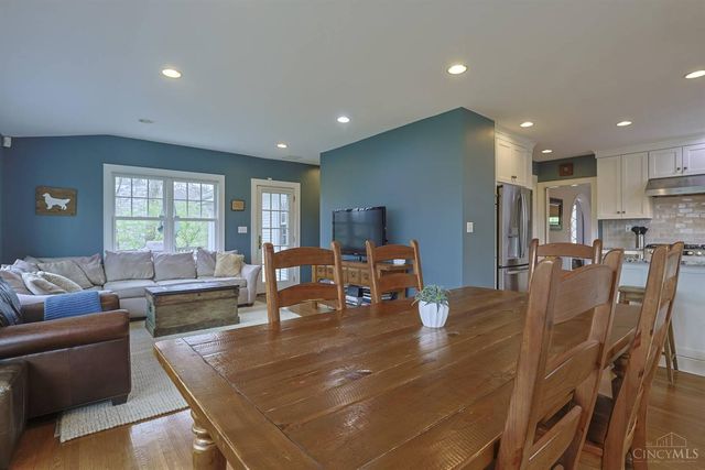 419 Reily Road, Wyoming, OH 45215