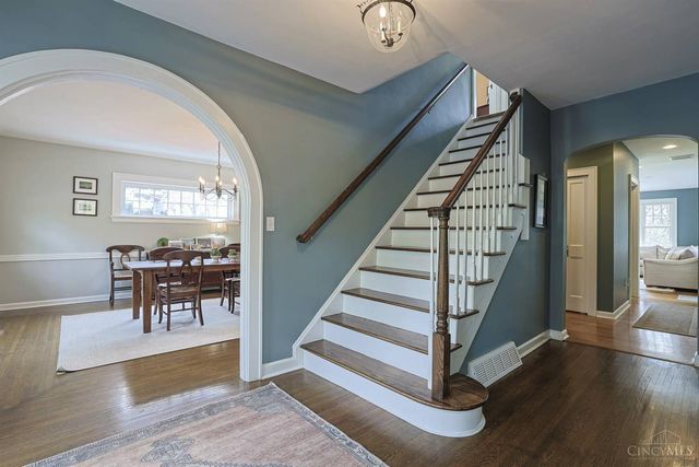 419 Reily Road, Wyoming, OH 45215