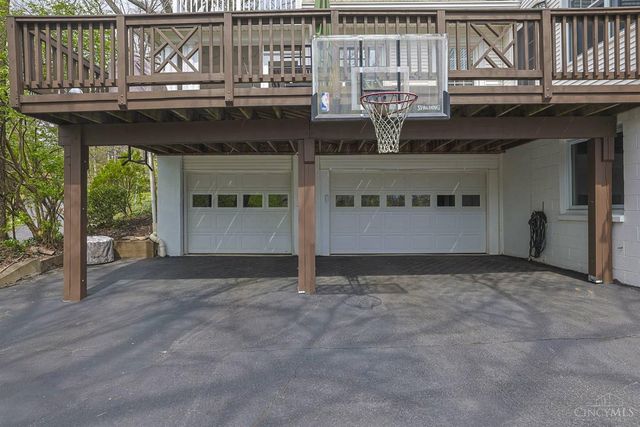 419 Reily Road, Wyoming, OH 45215