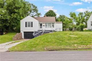 2816 NE 56th Street, Kansas City, MO 64119