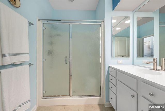 5201 Warrens Way, Wanaque, NJ 07465