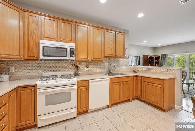 5201 Warrens Way, Wanaque, NJ 07465