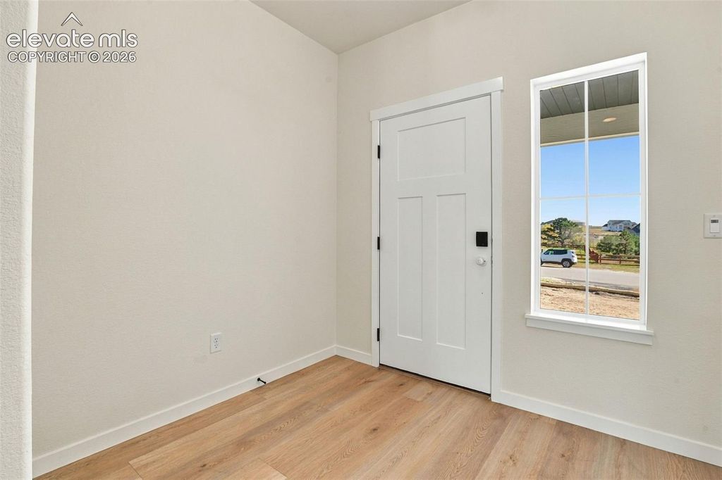 10424 Aspen Valley Road, Colorado Springs, CO 80908 — photo 5
