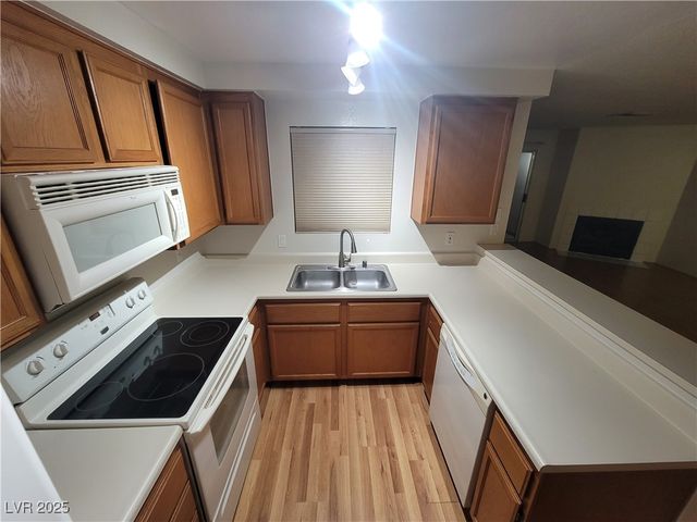 2200 Highpointe Drive 201, Laughlin, NV 89029