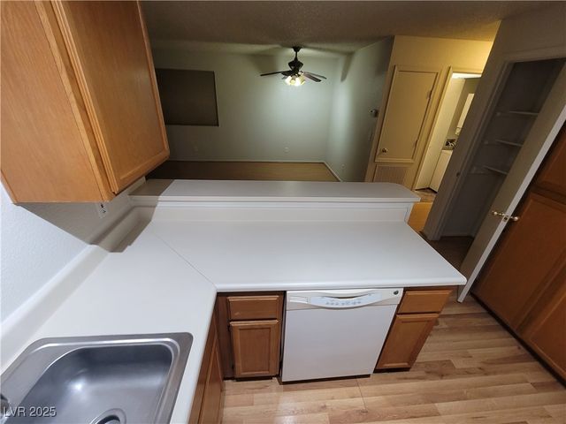 2200 Highpointe Drive 201, Laughlin, NV 89029