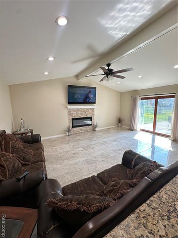 3478 Lancaster Drive, Sterling Heights, MI 48310