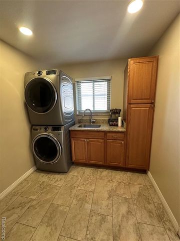 3478 Lancaster Drive, Sterling Heights, MI 48310