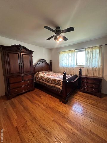 3478 Lancaster Drive, Sterling Heights, MI 48310