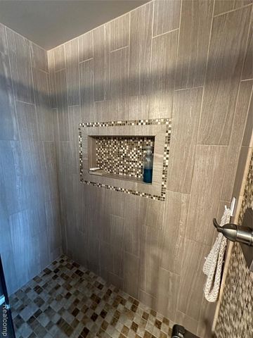 3478 Lancaster Drive, Sterling Heights, MI 48310