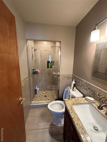 3478 Lancaster Drive, Sterling Heights, MI 48310